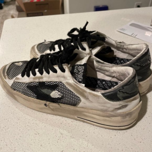 Golden Goose Womens Stardans Shoes